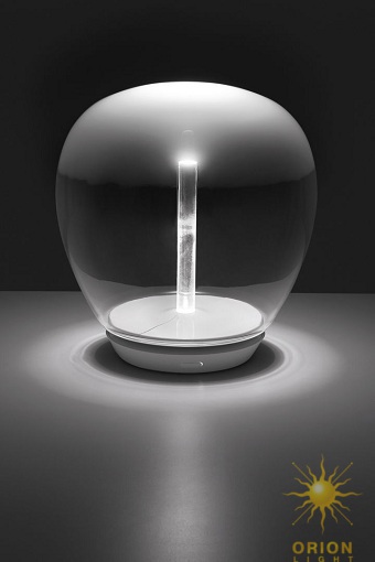 Настольная лампа Empatia итальянской фабрики Artemide