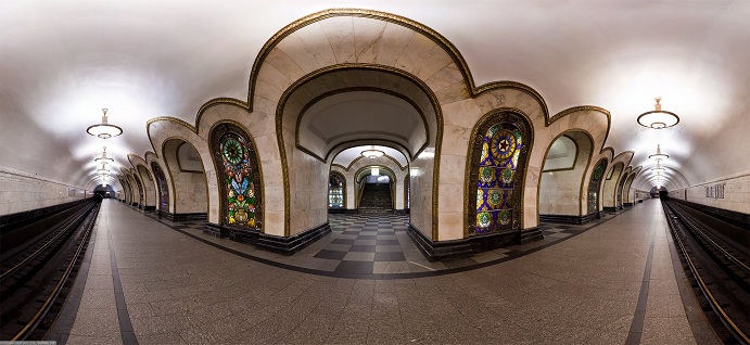 Как в советском метро решалась проблема освещенности? Как в советском метро решалась проблема освещенности?